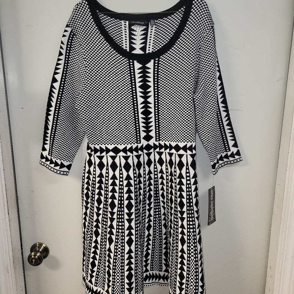 Sweater Dress - Picture 3 of 8